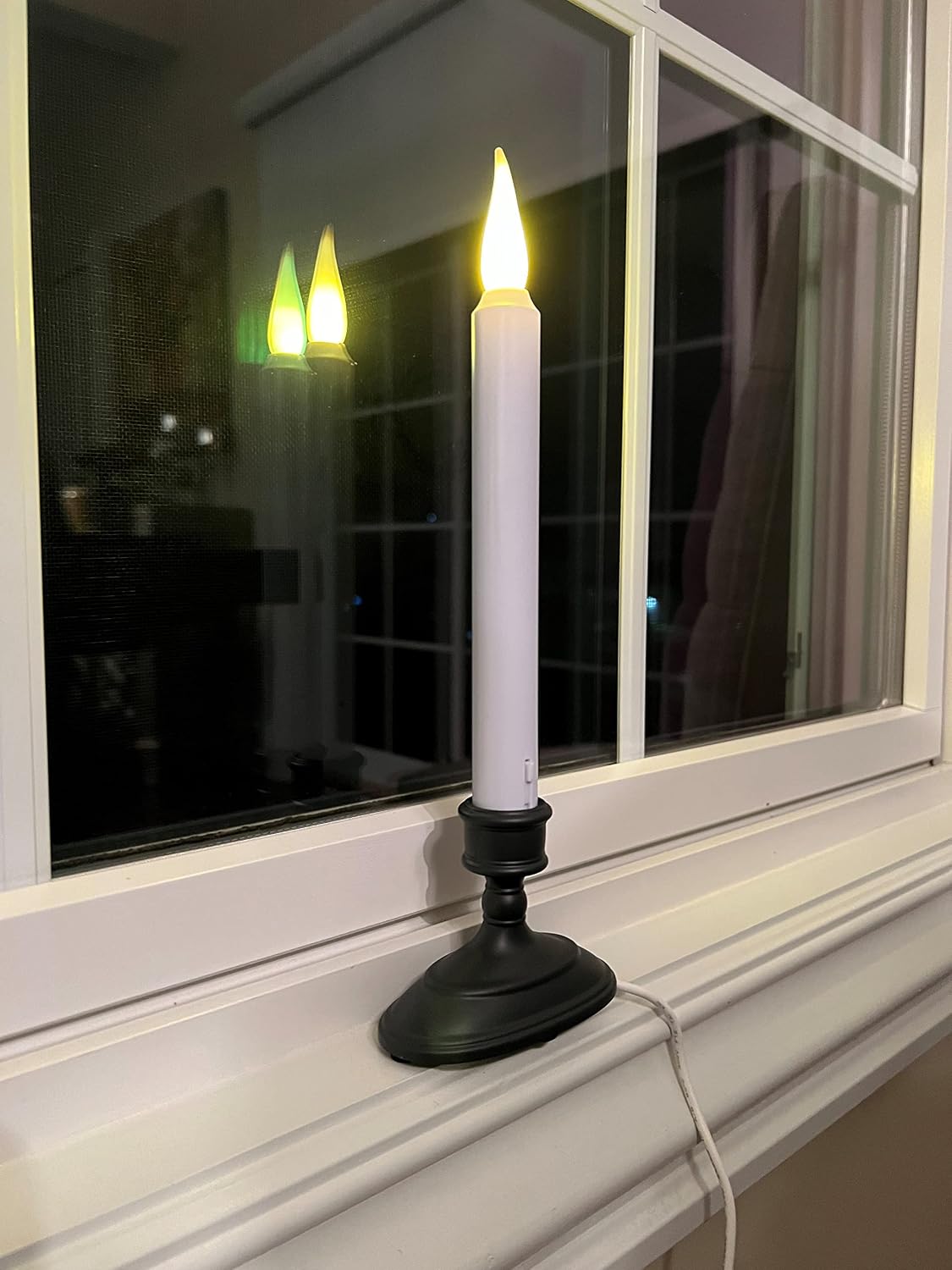 612 Vermont LED Electric Window Candles with Sensor Dusk to Dawn