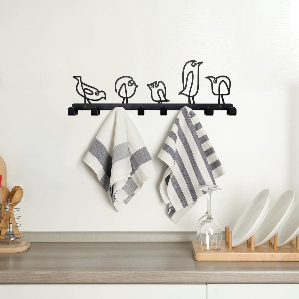 Whimsical Bird Key Holder Wall Hooks - 5 Abstract Bird Coat Hooks, Metal Decorative Wall Organizer for Entryway/Bedroom (12"x5", Black)