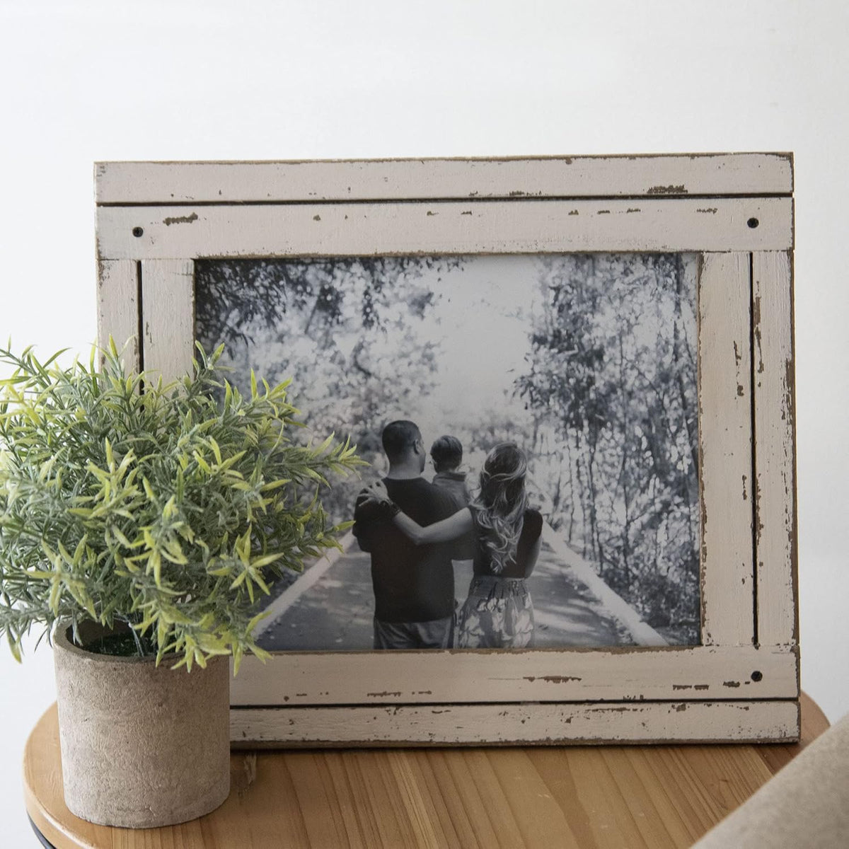 Foreside Home & Garden FFRD06219 8X10 Heartland Photo Frame White