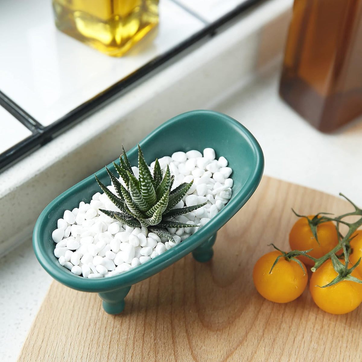 1 Piece 5.6" Colorful Ceramic Mini Clawfoot Bathtub Soap Dish Decortative Soap Dish Small Planter Makeup Organizer Container Hamster Bathtub(Green)