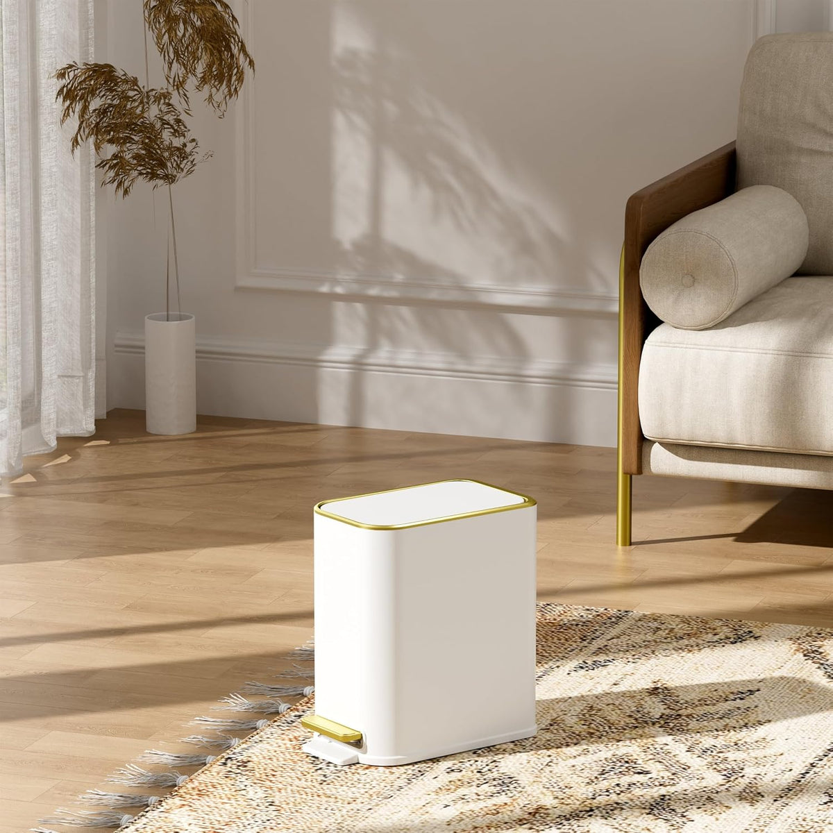 TIPGO Small Bathroom Trash Can with Lid, 5 Liters / 1.3 Gal, White