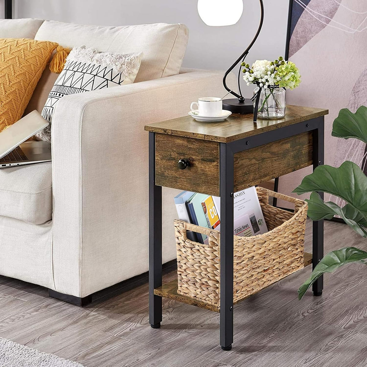 BTSKY Woven Magazine Holder, Water Hyacinth Magazine Basket, Natural Storage Basket Bin for Books & Files, Bathroom Magazine Rack with Built-in-Handle for Home, Office & Desk - 17x6.5x9.8 Inch