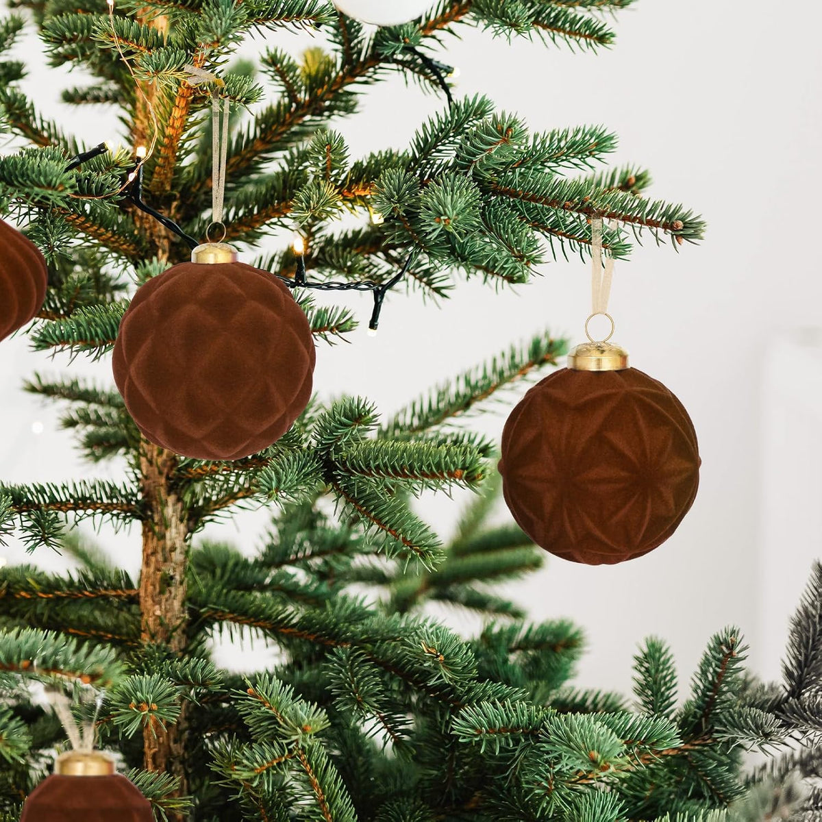 46PCS Velvet Christmas Ball Ornaments Set, Flocked Shatterproof Xmas Tree Decor, Assorted Hanging Ornaments with Loop for Holiday Home Decor, Christmas Tree Decoration (Brown)