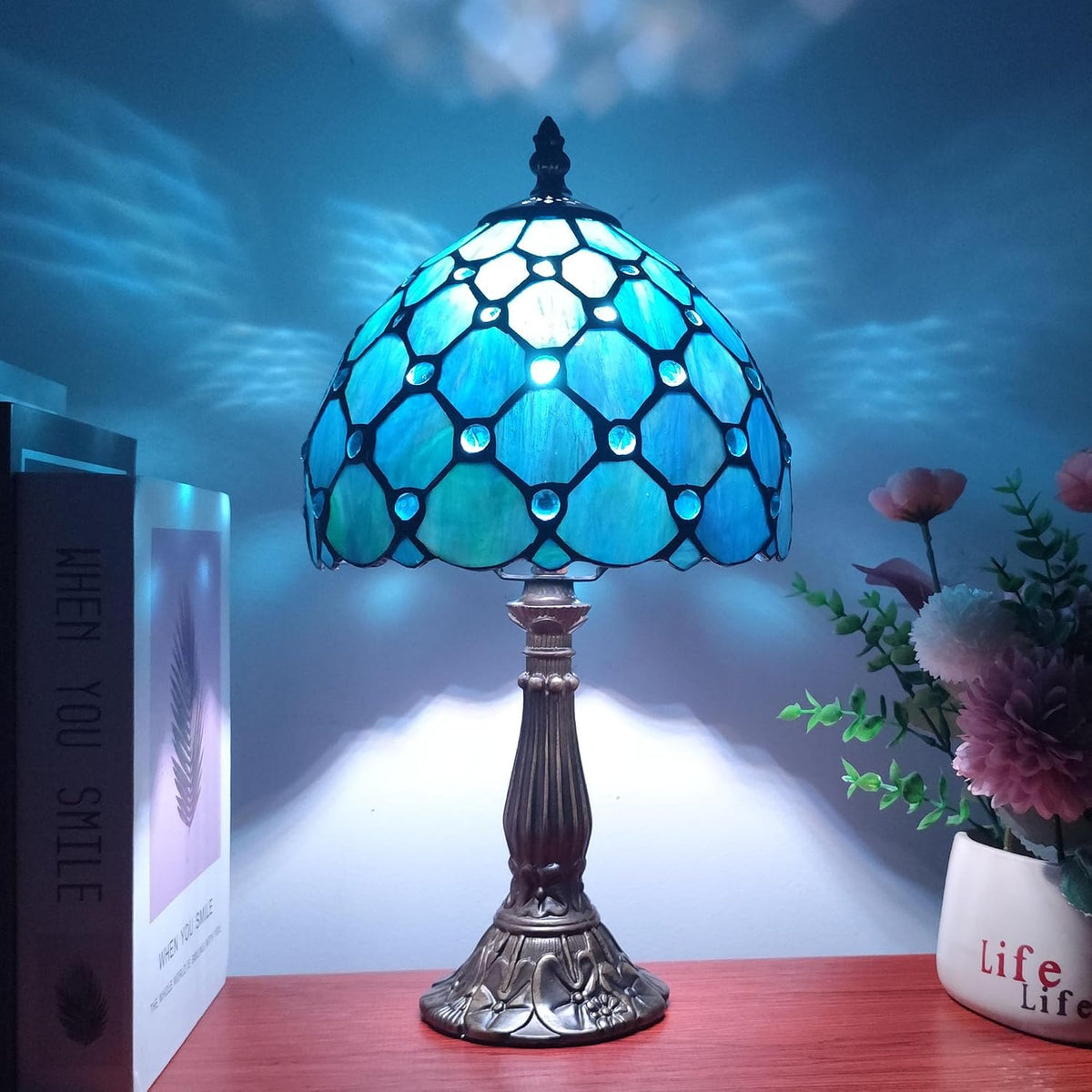 Small Tiffany Table Lamp 8 Inch Blue Pearls Style Tiffany Style Stained Glass Antique Light Bedroom Bedside Lamp Retro Reading Light