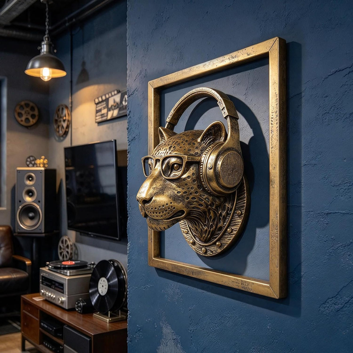 JJALIGHTS Exquisite Resin Animal Head Wall Sculpture (Gift Metal Frame) - Imitation Copper Vintage Decor for Living Room, Bedroom & Office | Decorative Wall Hanging Art (Leopard)