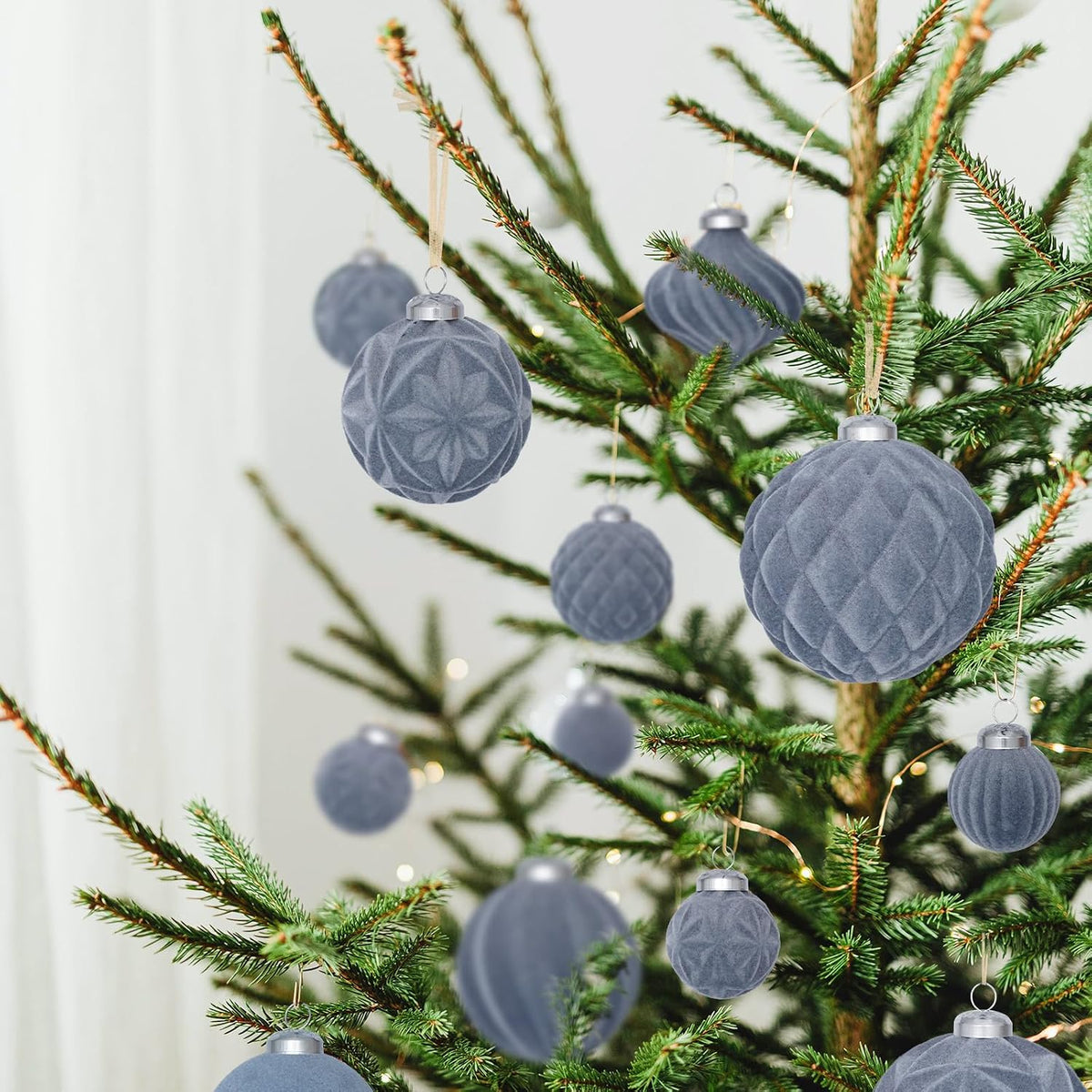 46PCS Velvet Christmas Ball Ornaments Set, Flocked Shatterproof Xmas Tree Decor, Assorted Hanging Ornaments with Loop for Holiday Home Decor, Christmas Tree Decoration (Gray Blue)