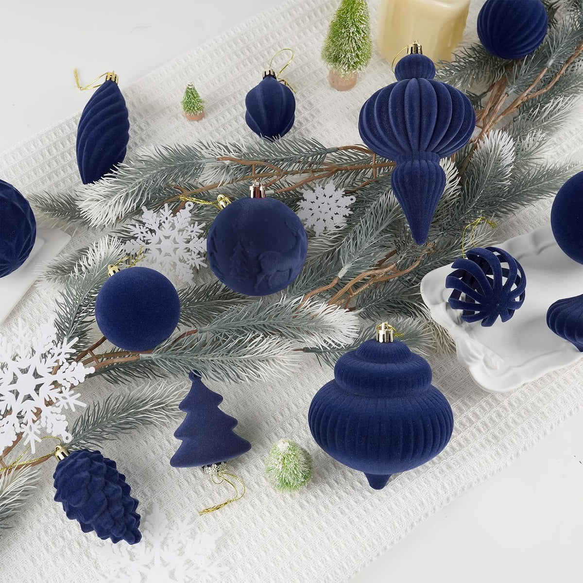 Velvet Hanging Ball Ornaments Set for Christmas Tree