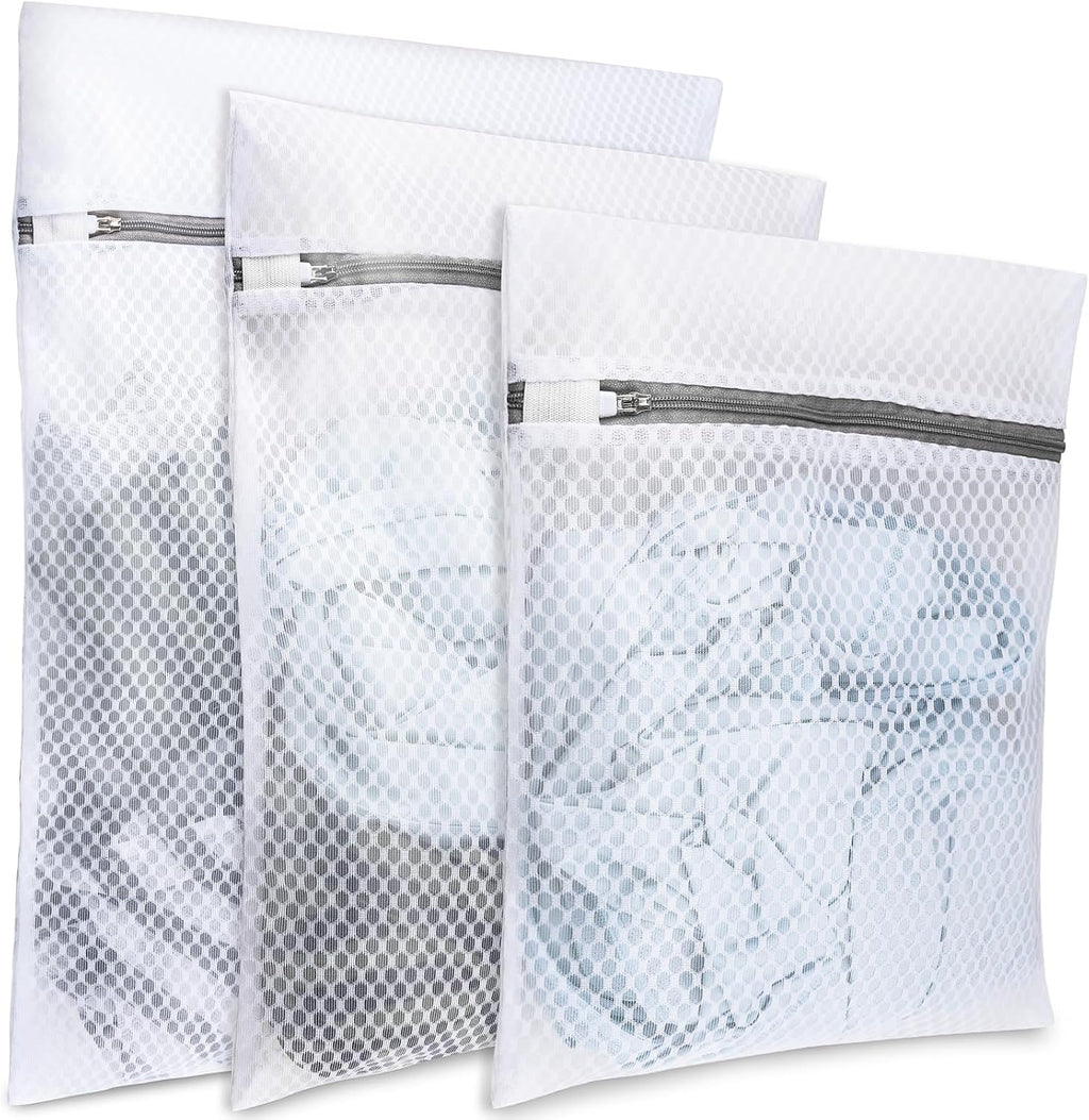 Mesh Laundry Bags for Delicates(Honeycomb), 3 Pcs Laundry Bags Mesh Wash Bags in 3 Sizes(1 Large, 1 Medium, 1 Small), Lingerie Bags for Washing Delicates, Garment Bag for Washing Machine