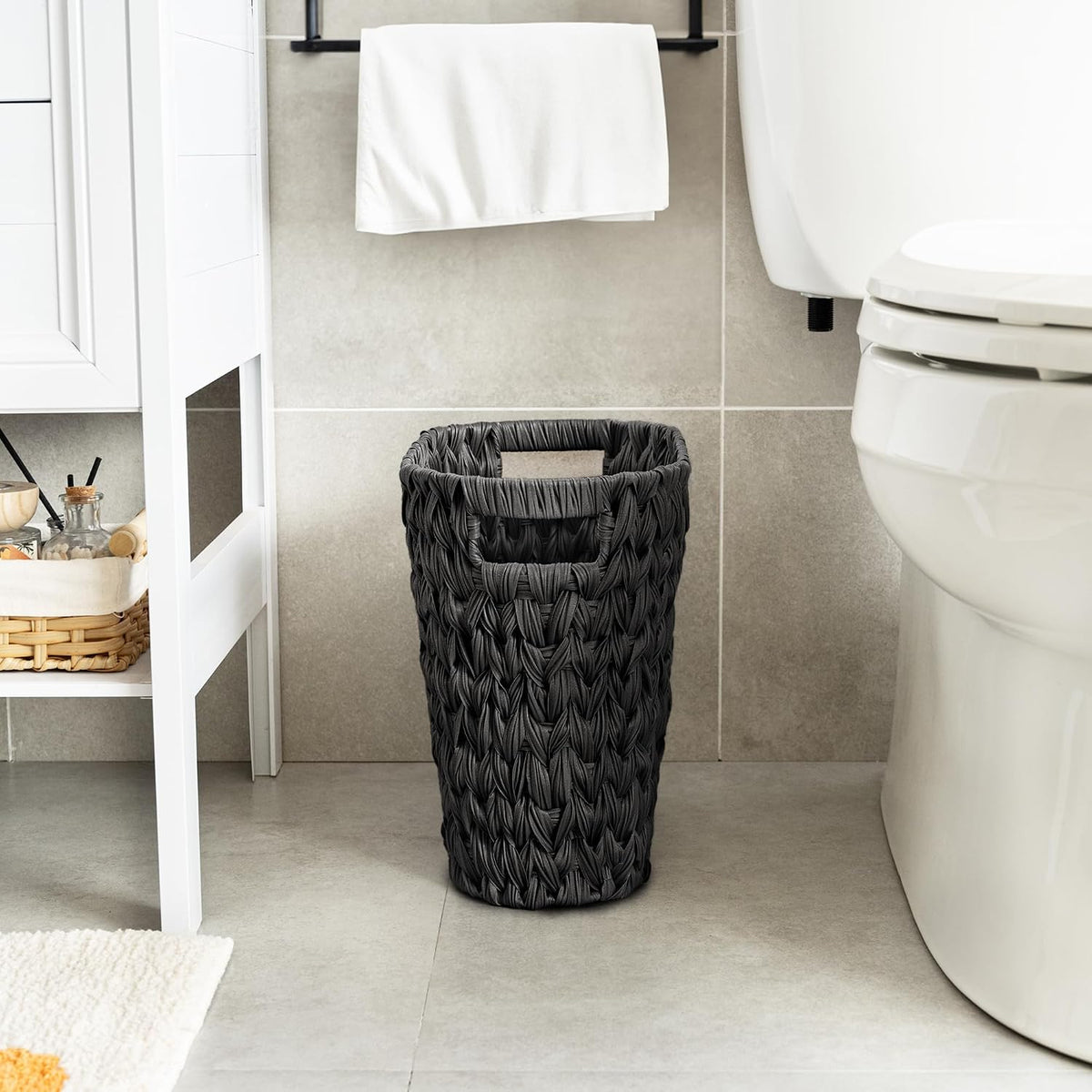 GRANNY SAYS Wicker Trash Can, Wicker Waste Basket for Bathroom, Black