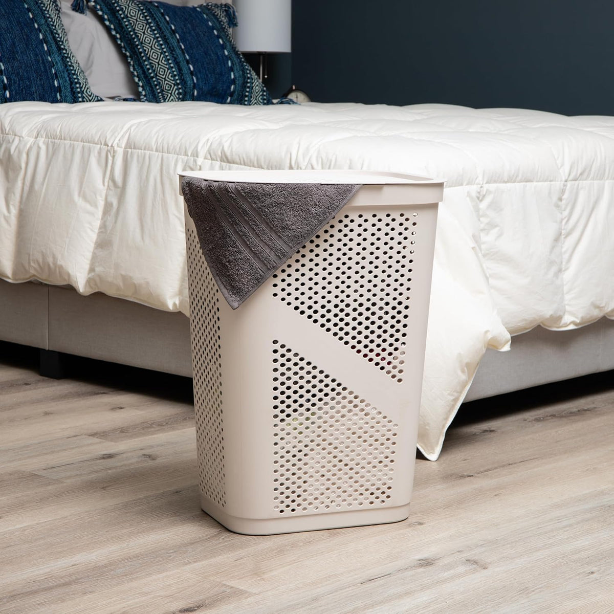 Mind Reader 60L Slim Laundry Hampers, Geometric Cutouts, Set of 2, Ivory