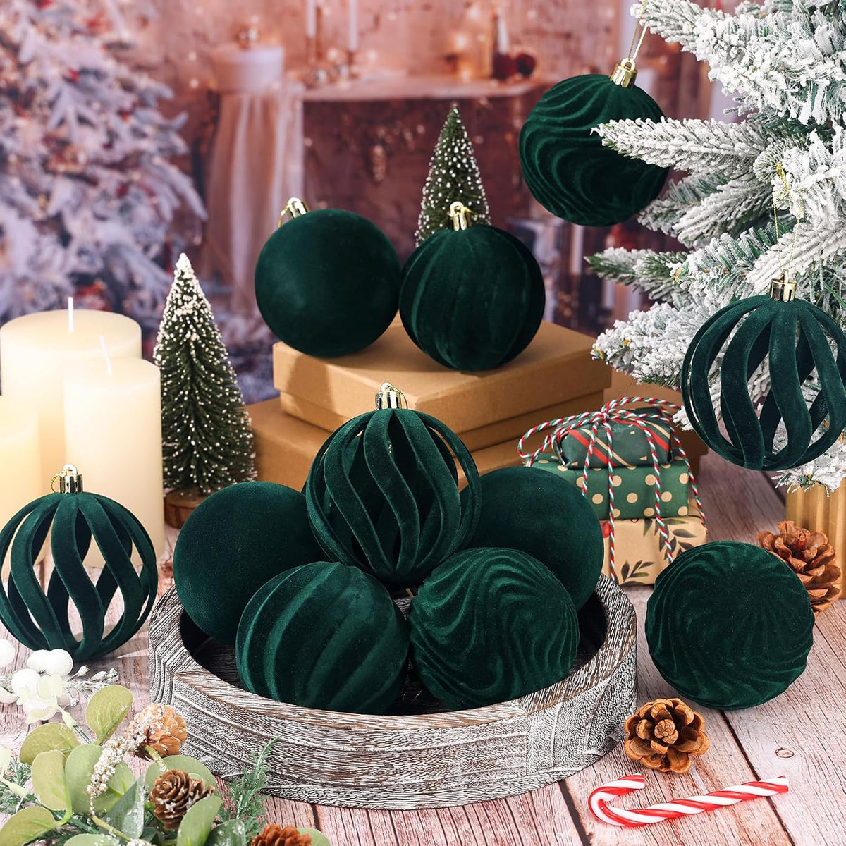DERTE 12Pcs 3.15in Velvet Christmas Tree Balls Ornaments (Green)