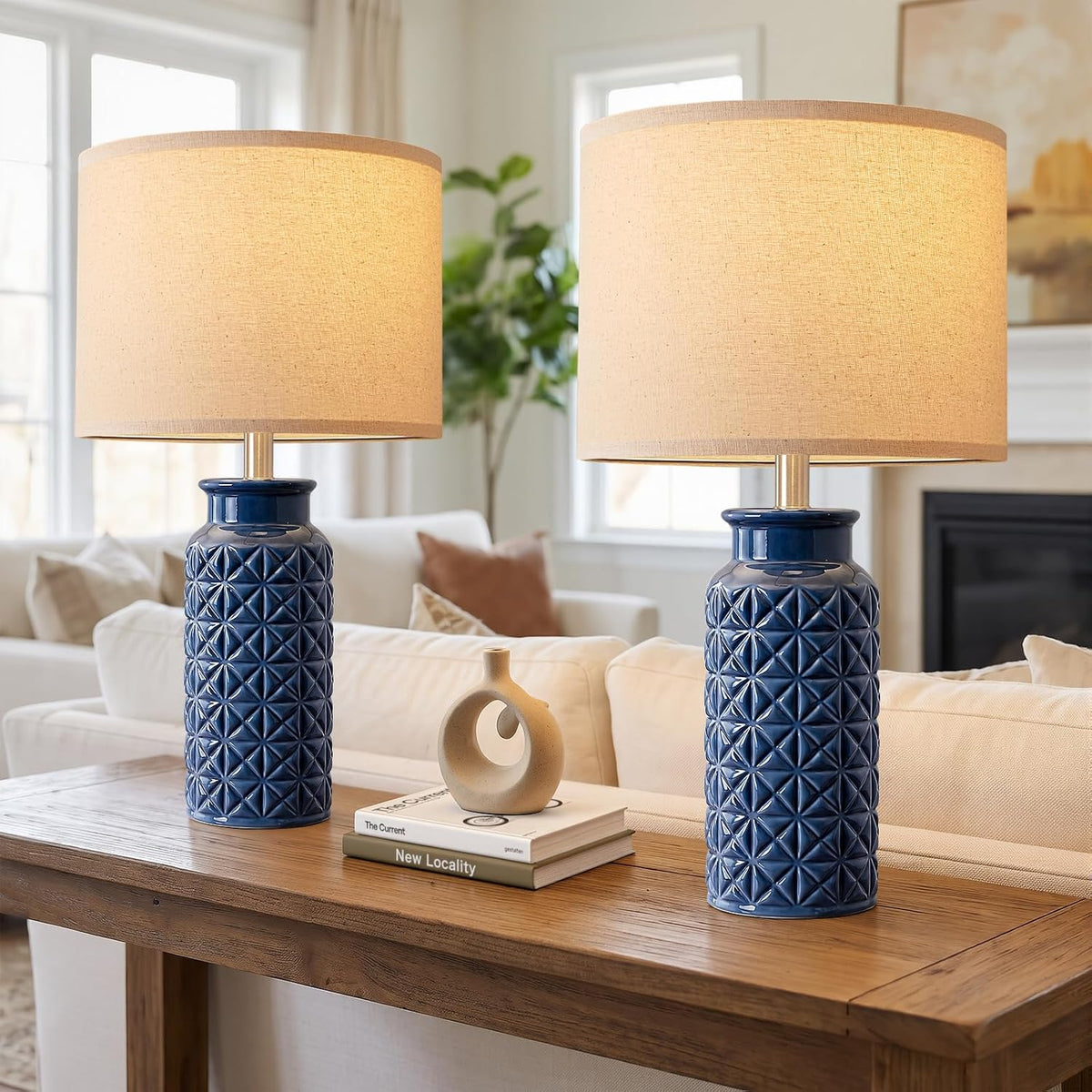 Innqoo 22.6" Modern Ceramic Bedside Lamps Set of 2, Lamps for Bedroom,Blue