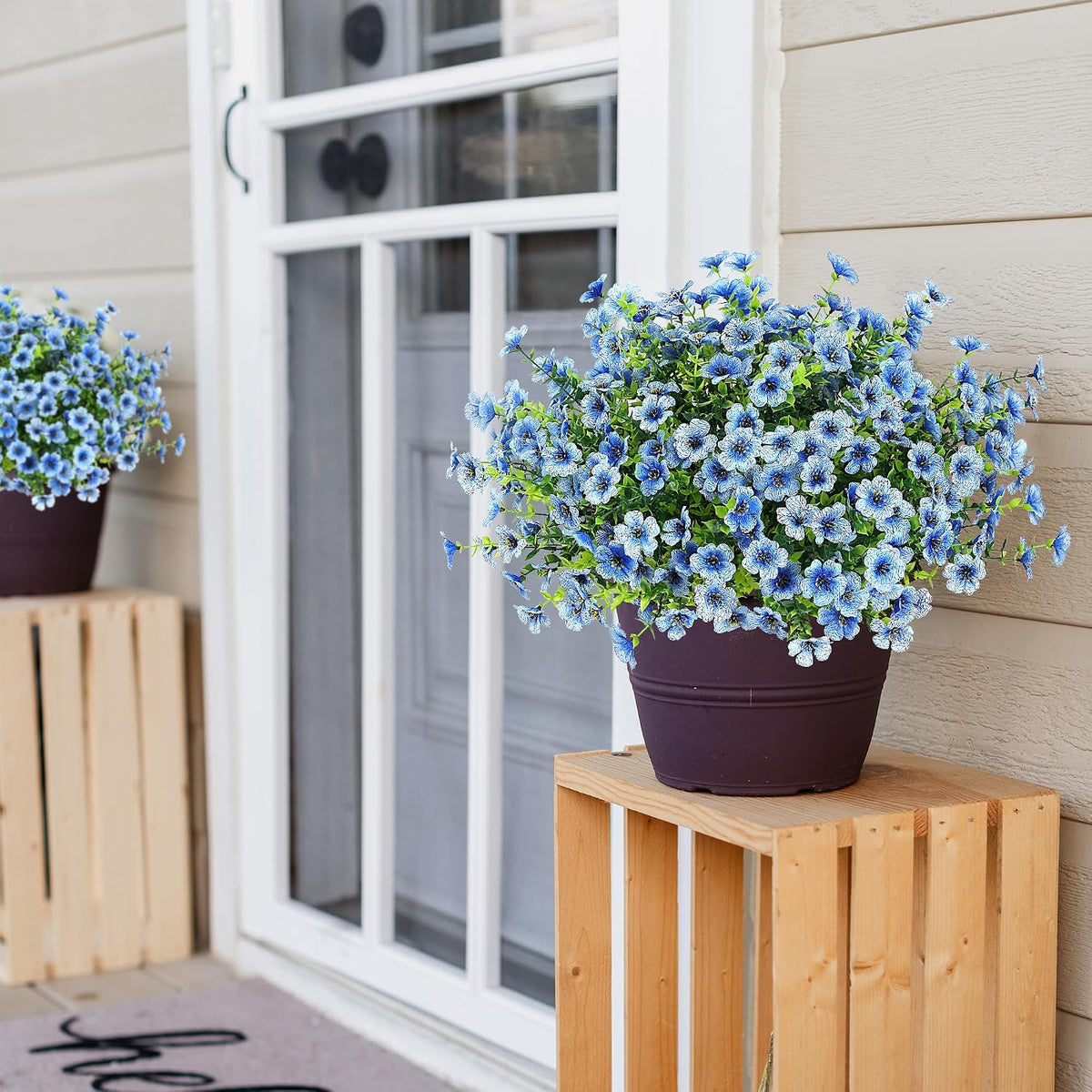 Sggvecsy Artificial Flowers for Outdoors 12 Bundles Realistic Faux Plants UV Resistant Fake Silk Daisy with Eucalyptus for Boxwood Planter Patio Porch Outside Spring Summer Decoration(Blue)