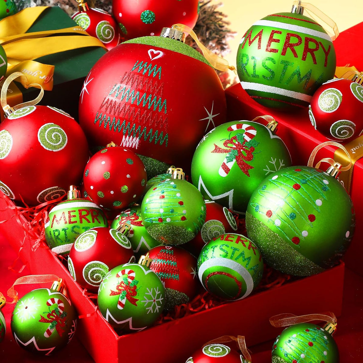 Lanpn 6Pcs 6" Large Outdoor Christmas Ornaments, Xmas Tree Elf Swirl Ball Decoration, Big Red Green Christmas Ornament, Giant Glittering String Ball Plastic Hanging Decor for Lawn Yard Holiday Party