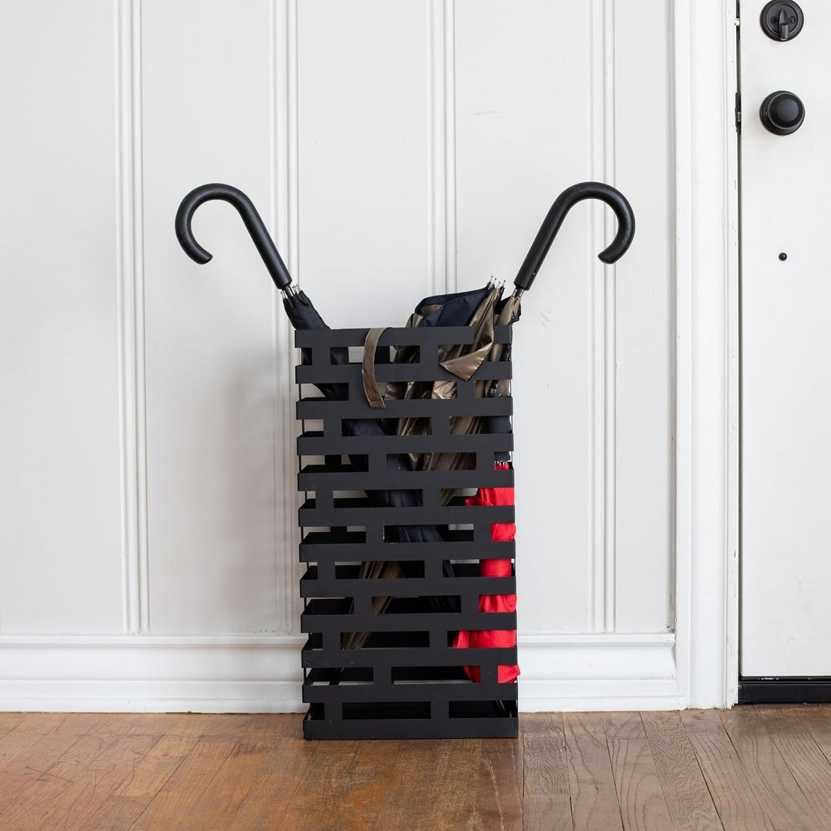 BIRDROCK HOME Umbrella Stand with Removable Water Tray, Black Stripe