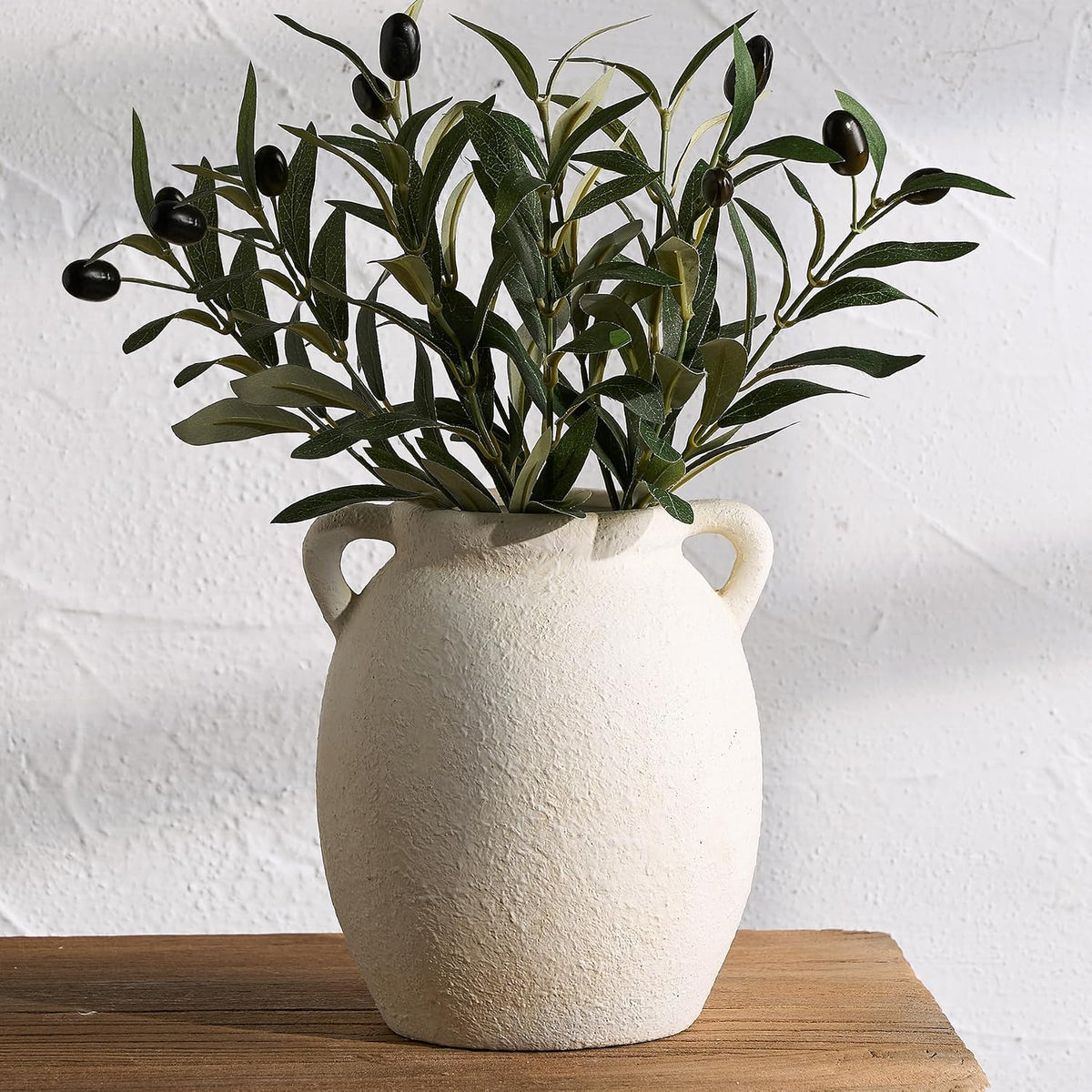 Dobbyby Ceramic Flower Vase 7.6 inch Farmhouse Rustic Vase Decorative Pottery Terracotta Vases for Home Decor Table Mantle Fireplace Living Room Bathroom Wedding Centerpiece (White-Upgraded)