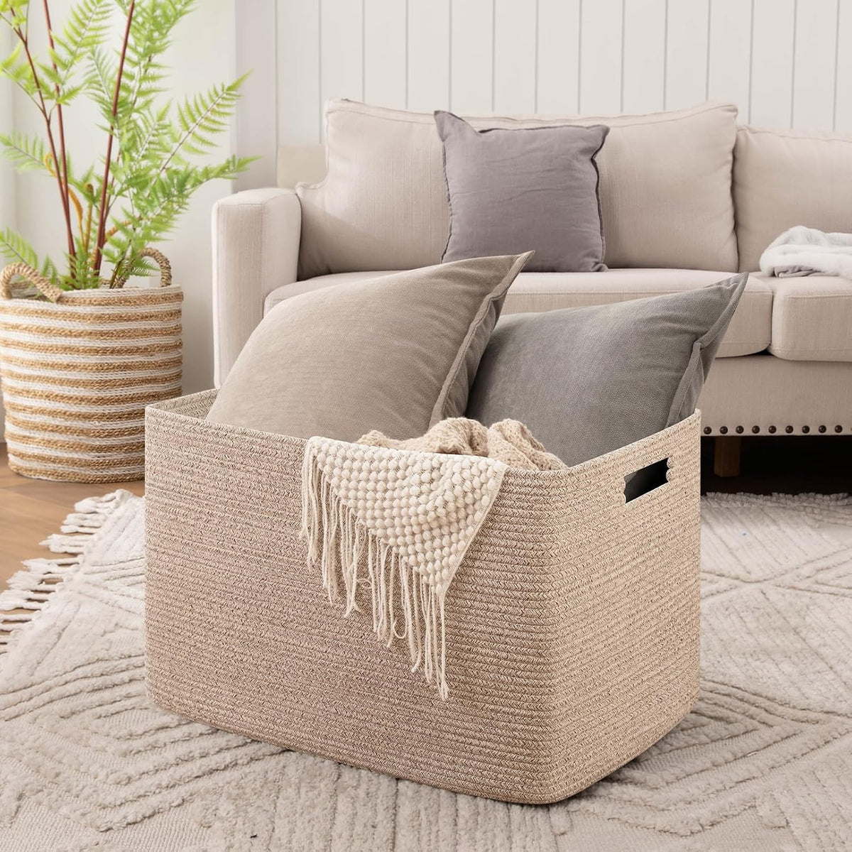 OIAHOMY 118L XXXLarge basket for storage, Oversized Blanket Basket Brown