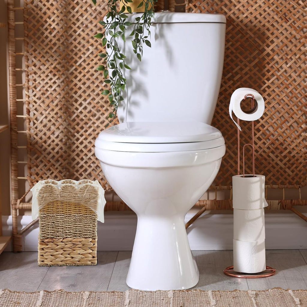 Ctosree 3.5 Gallons Square Scallop Shaped Woven Trash Can Wicker Waste Basket with Handles, Wicker Trash Can with 50 Small Garbage Bags for Home Bathroom, Office Kitchen, 11.8 x 8.7 x 5.5 Inch