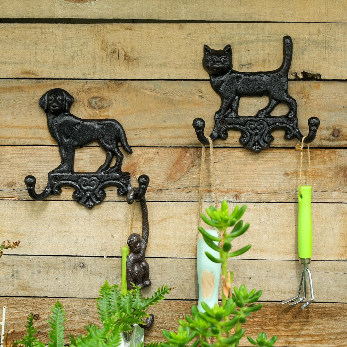 Sungmor Cast Iron Vintage Cat Wall Hooks - Rustic Heavy Duty Double Hooks