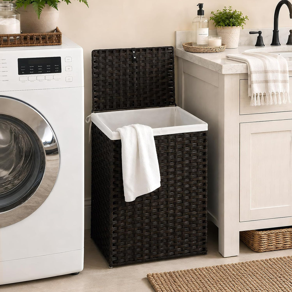 DUMOS Laundry Basket with Lid, 90L Wicker Laundry Hampers, Chestnut Brown