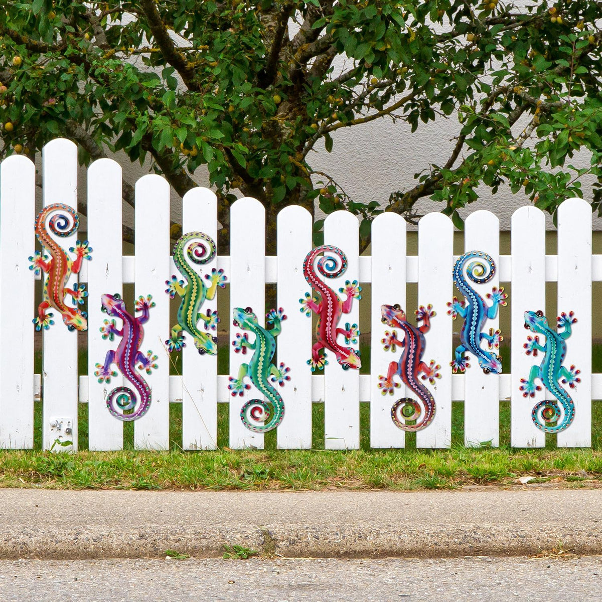 Junware 8 Pcs Metal Gecko Wall Art Outdoor Decor Metal Lizards Wall Decor Lizard 4.2 * 8.5 Inch Suitable for Hanging in Yard Garden Patio Fence Home, Idea Gifts for Mom Father Friends