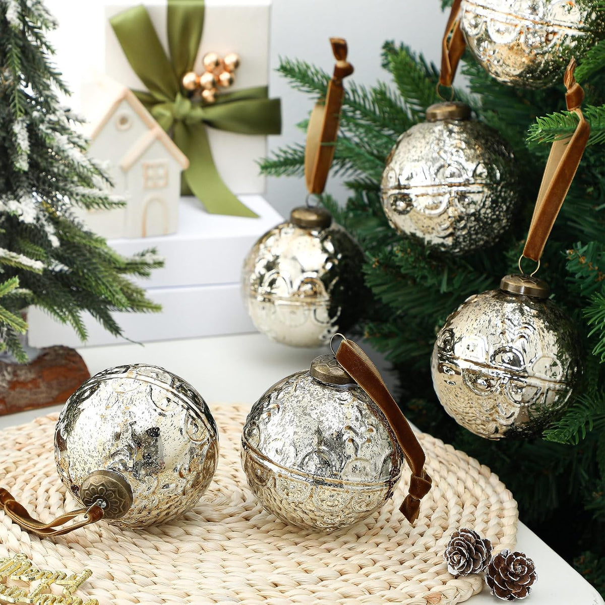 Threan 6 Pcs Champagne Gold Mercury Glass Christmas Ornaments, Etched