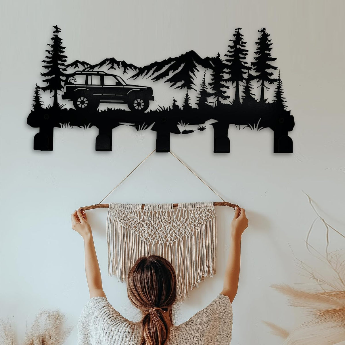 Metal Car Coat Hooks and Key Holder, Mountain Design Wall Art Decor with 5 Hooks, Clothes Hat Rack, and Backpack Hanger, Storage Decor for Living Room, Hallway, Office, Kitchen, Entryway, and Bedroom