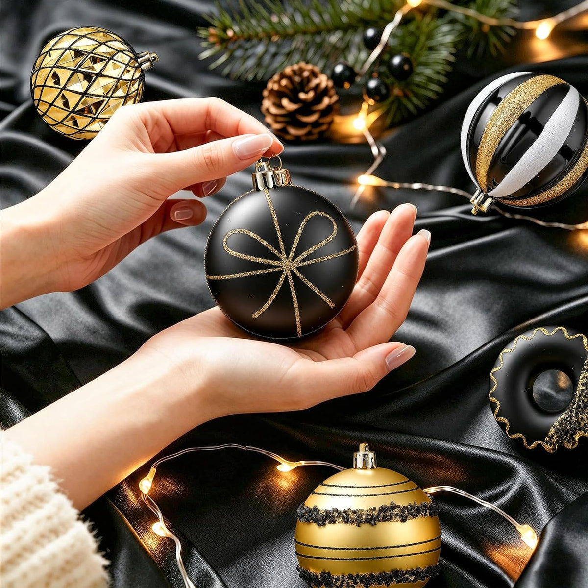 SHareconn 80pcs Christmas Balls Ornaments Set Tree Decor Black White Gold