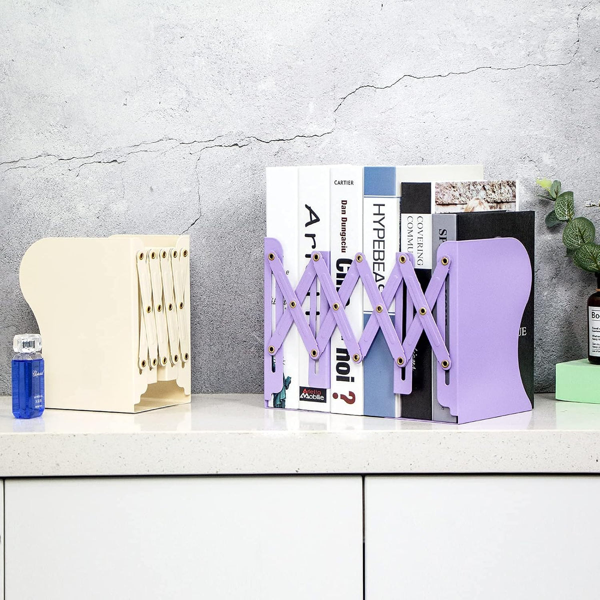 Aobopar Adjustable Metal Book Ends for Shelves Pink