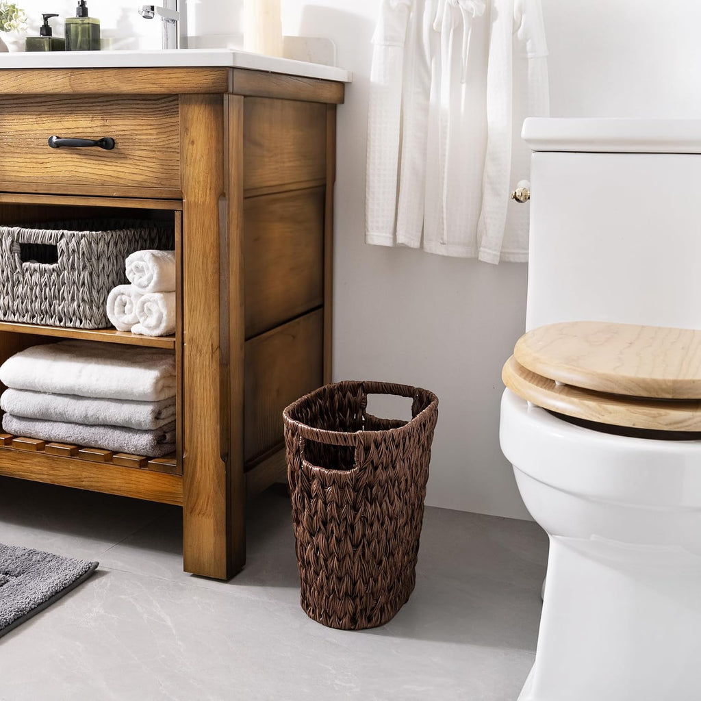 GRANNY SAYS Bedroom Trash Can, Wicker Waste Basket for Bathroom, Brown