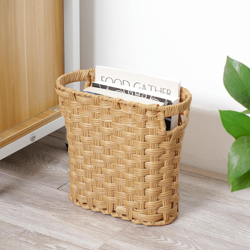 Wicker Waste Basket with Built-in Handles, Multifunctional Mini Basket for Home and Office, Compact Design and Durable Construction with Fine Artisanal Craftsmanship