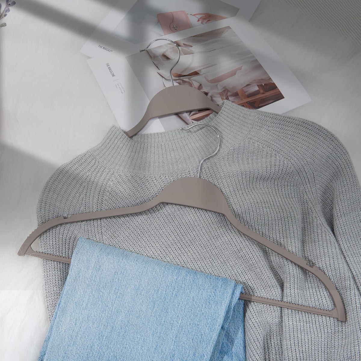 Non-Slip Rubber Coated Hangers, 20 Pack Space Saving Hangers