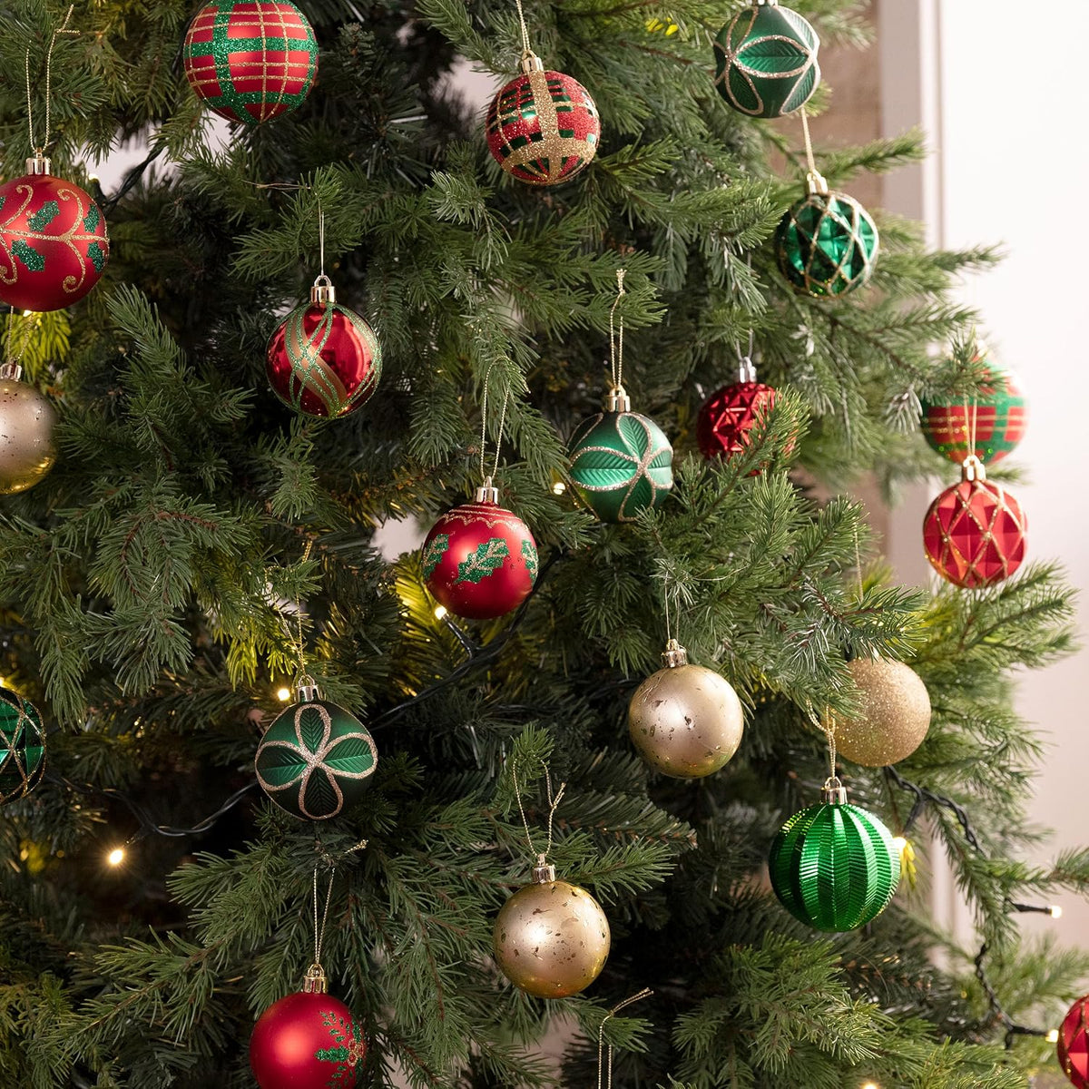 Valery Madelyn 24ct Christmas Tree Decorations Ball Ornaments 2.36 Inches