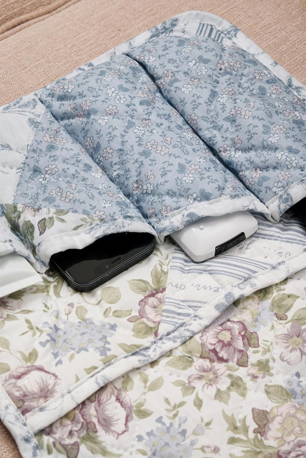 Brilliant Sunshine Blue Roses Patchwork Couch Armrest Organizer, 35"×13"