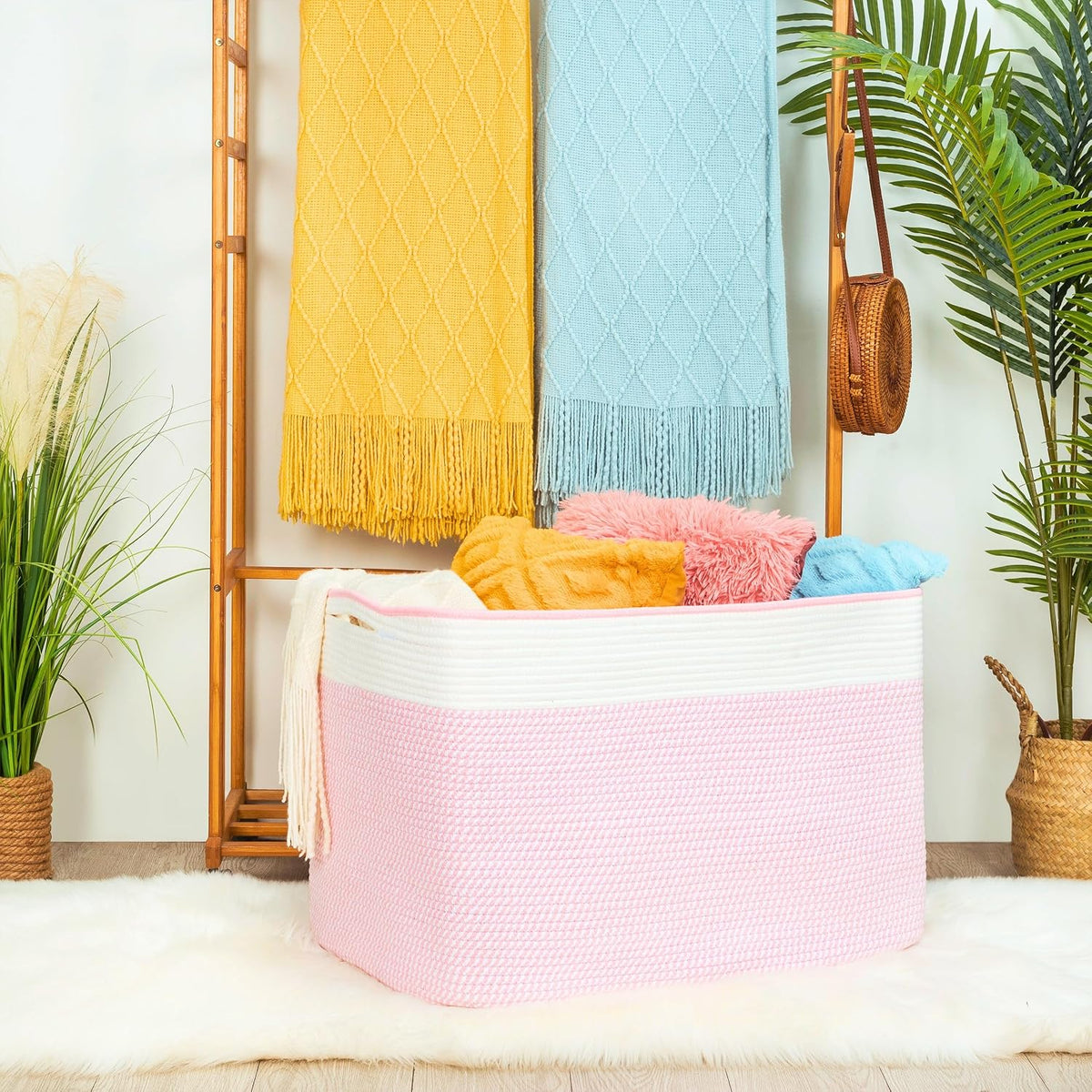 MINTWOOD Design 112L Extra Large Blanket Basket Holder Living Room, 25"x17"x16" Rectangle Rope Woven Storage Basket with Handles for Laundry, Towels, Shoes, Dog Toy Organizer Bin Box, Light Pink