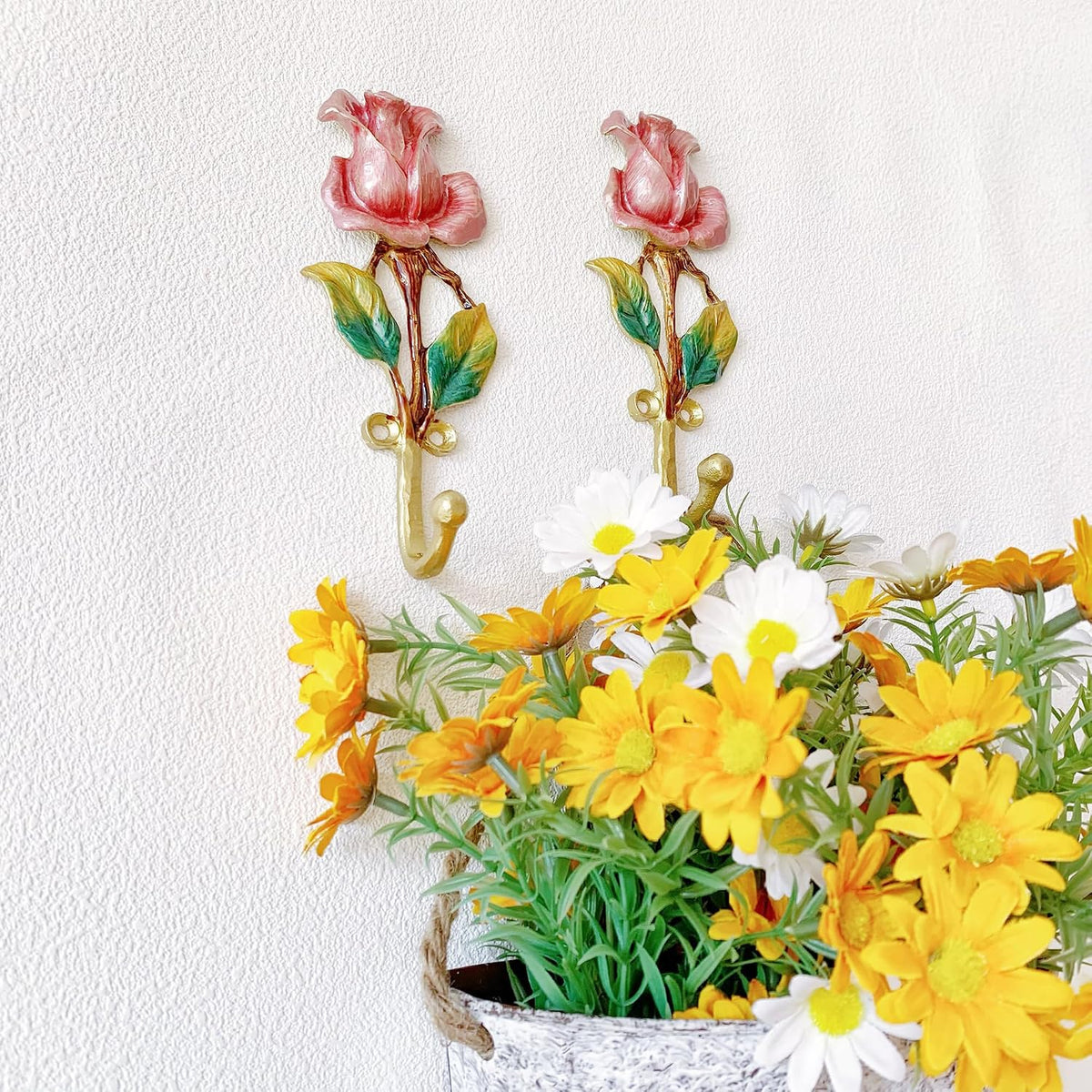 Vintage Rose-Shaped Decorative Wall Hooks, 2 Pack Hand-Painted Floral Metal Wall Hook Rack Hangers for Hanging Coats, Clothes, Keys, Hats, and Towels
