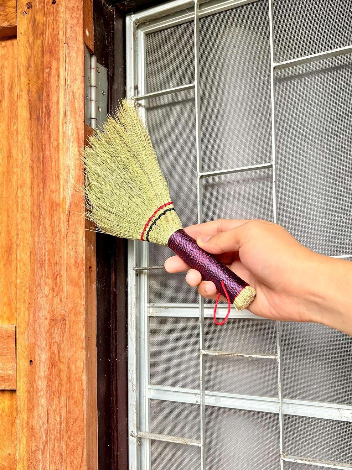 Small Wisk Brush Broom -Whisk Broom Handheld Brush Whisks Away Dust, Dirt & Debris Brush Hanger for Easy 11 Inch