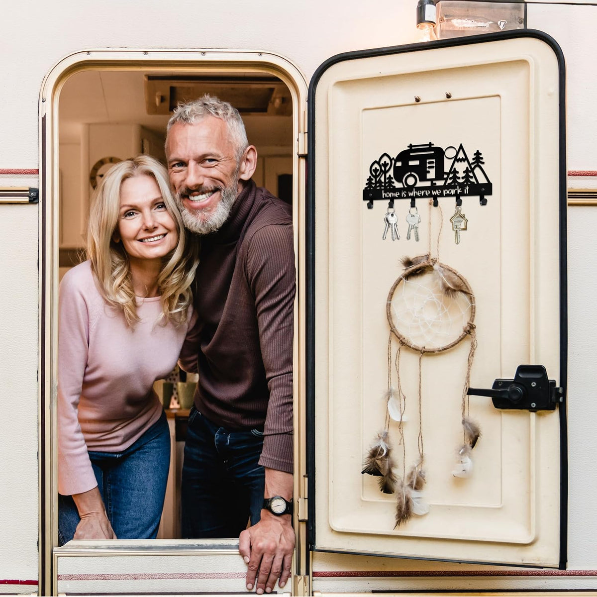 Metal Camper Key Holder, 11 inches Camper RV Decor Rack Hanger Teardrop