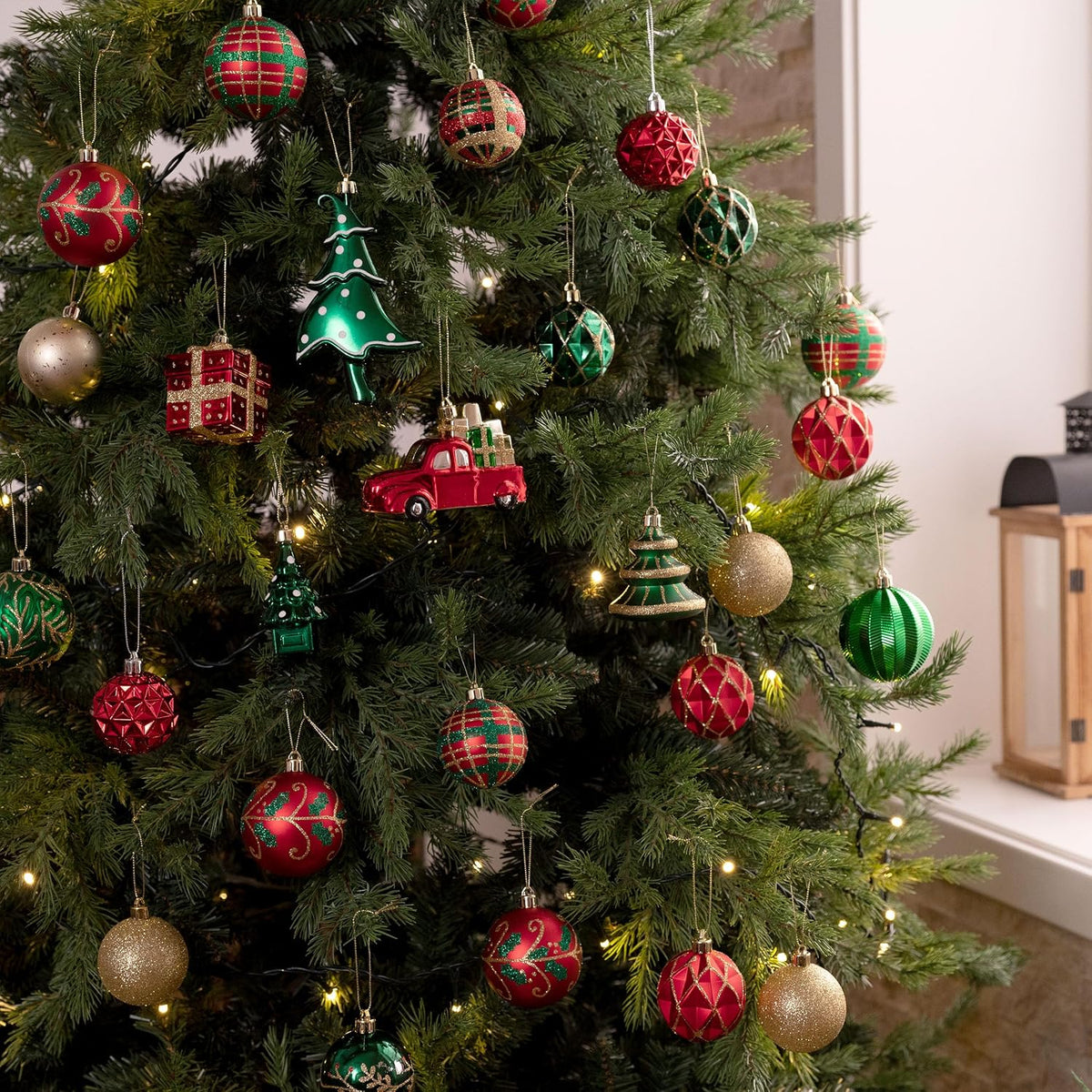 Valery Madelyn 155ct Christmas Tree Decorations Ball Ornaments Set
