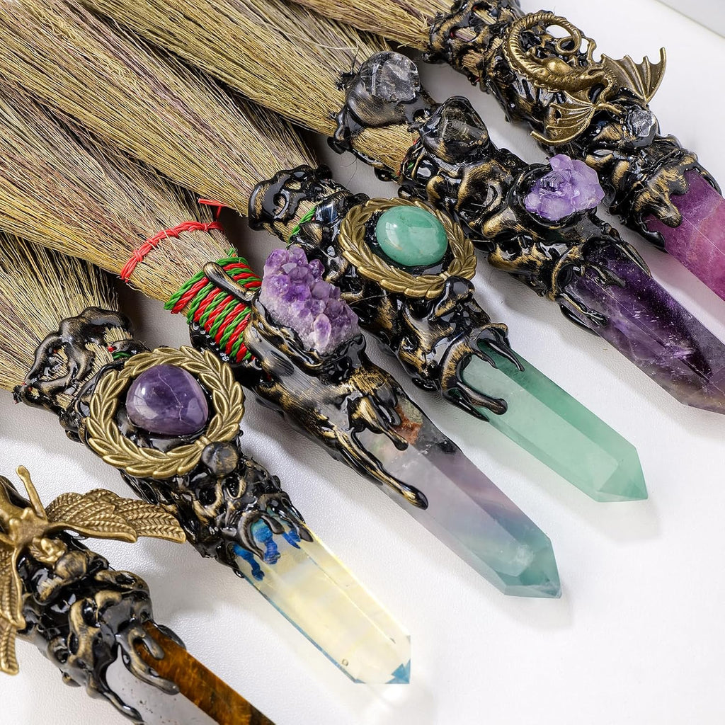Witch Cinnamon Broom Natural Crystal Magic Sweeper Rose Quartz Tower Broom 7.08"-7.87" Healing Crystal Point Witch Altar Supplies for Crystal Therapy Cleaning Bedroom Office Home Decor Gift