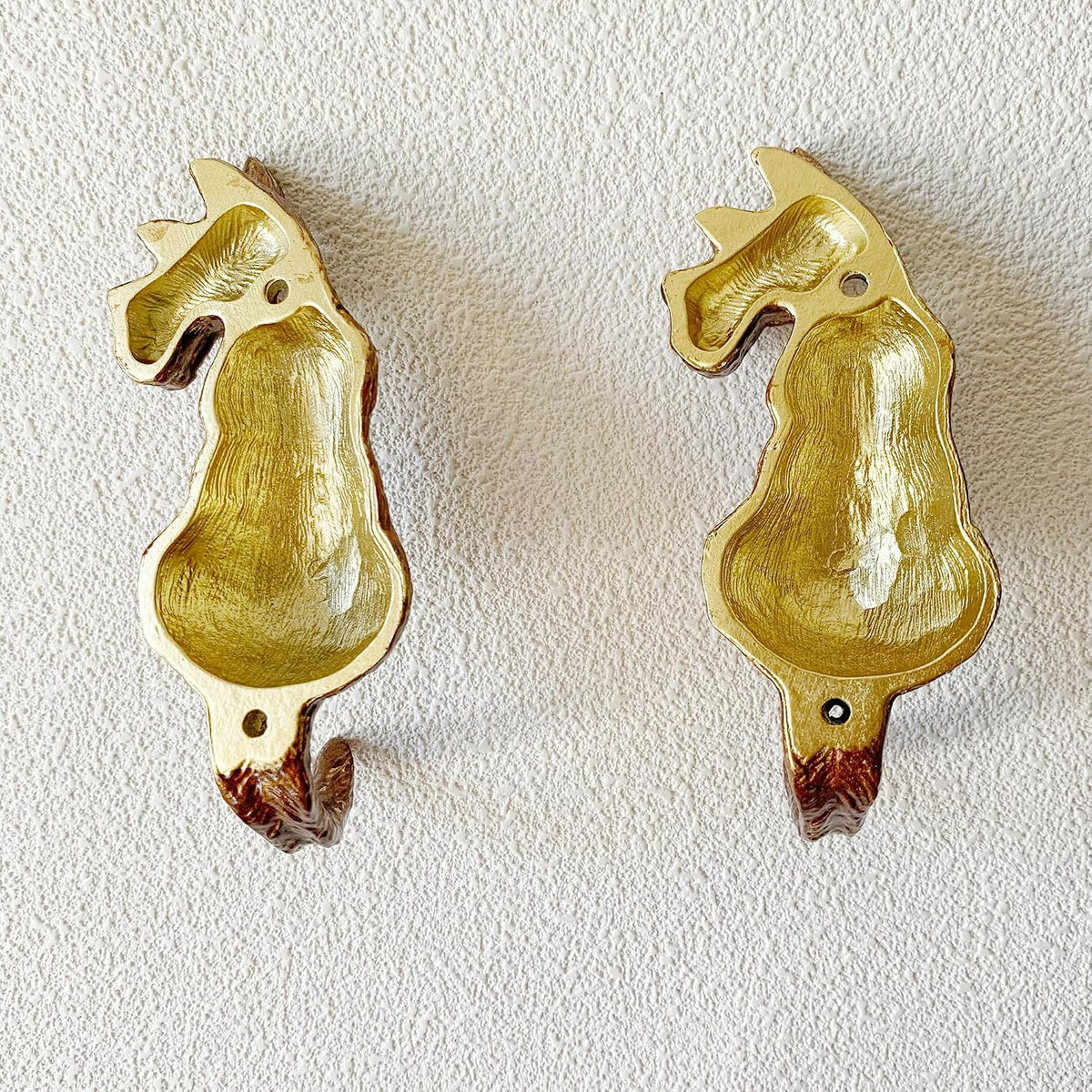 2 Pack Decorative Wall Hooks, Vintage Dog Shaped Metal Wall Hook for Hanging Coats Clothes Keys Hats Towels