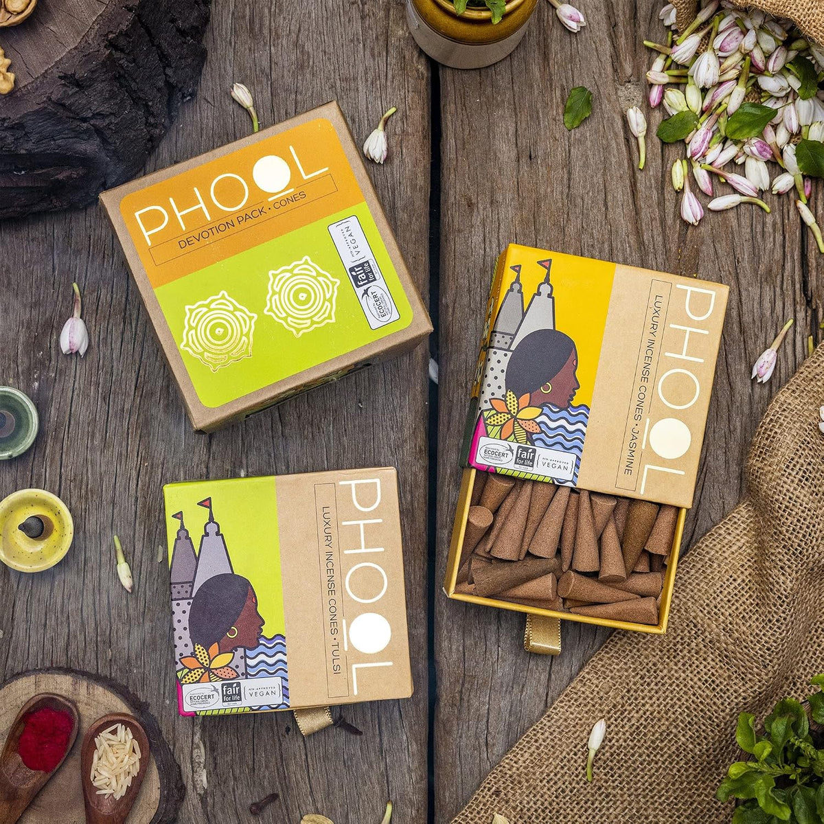 Pack of 2 Natural Incense Cones,Phool Devotion Pack(80 Organic Cones |2 Fragrances:Tulsi & Jasmine)+1 Free Ceramic Holder | Handrolled | Sulpher and Charcoal Free |100% Organic & Natural(500 GMS)