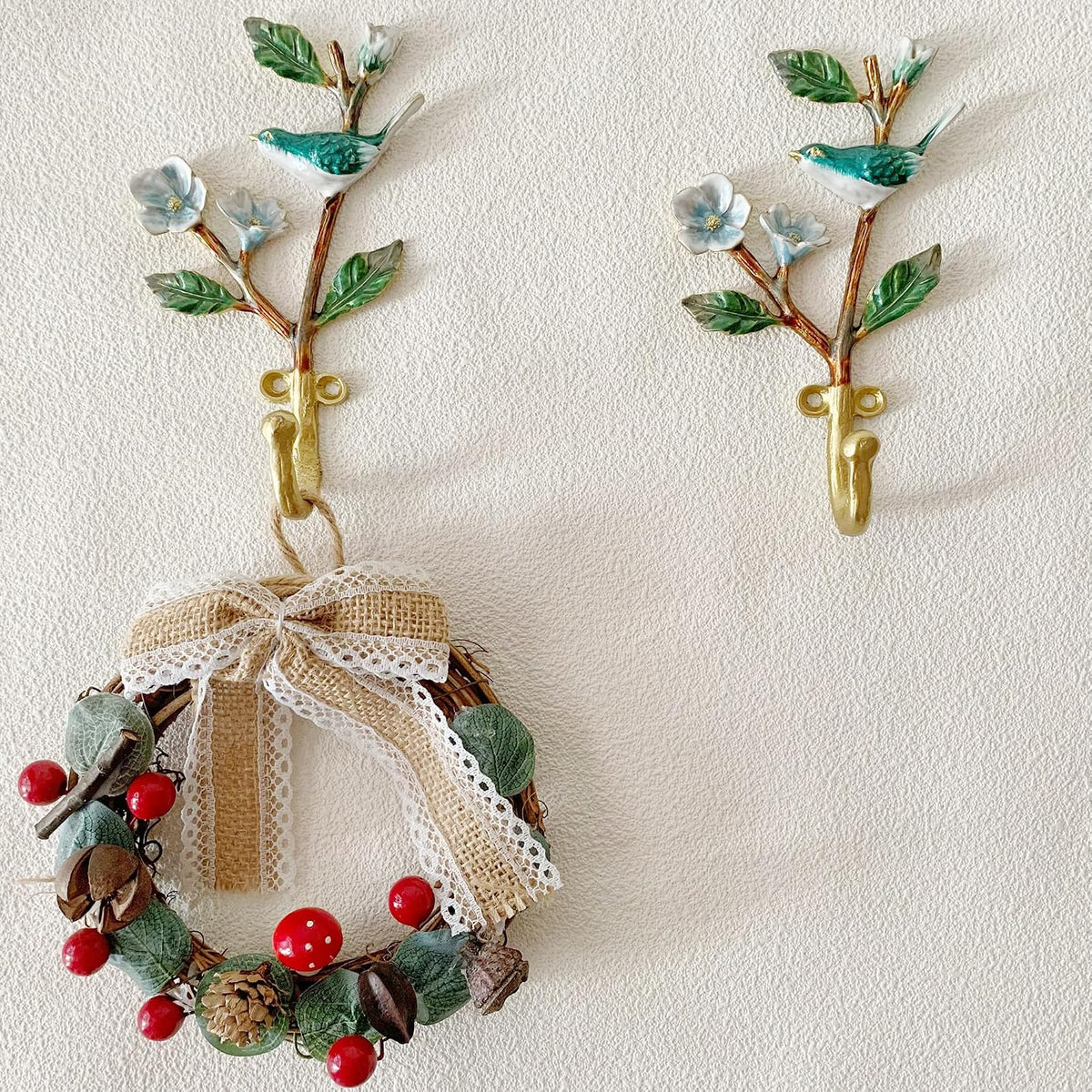 2 Pack Decorative Wall Hooks, Vintage Bird Shaped Metal Wall Hook for Hanging Coats Clothes Keys Hats Towels