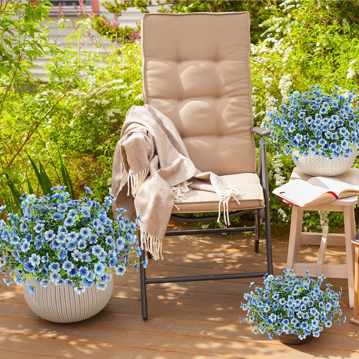 Sggvecsy Artificial Flowers for Outdoors 12 Bundles Realistic Faux Plants UV Resistant Fake Silk Daisy with Eucalyptus for Boxwood Planter Patio Porch Outside Spring Summer Decoration(Blue)