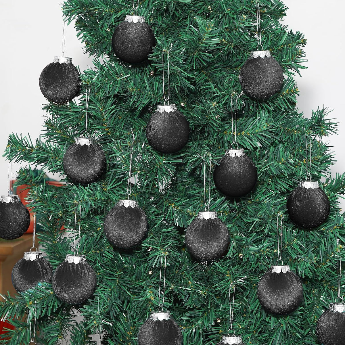 Velvet Christmas Balls Set 30pcs Black Velvet Christmas Tree Ornaments Shatterproof Xmas Hanging Balls Decorative Hanging for Xmas Holiday Family Home Store Indoor Decor 2.4inch