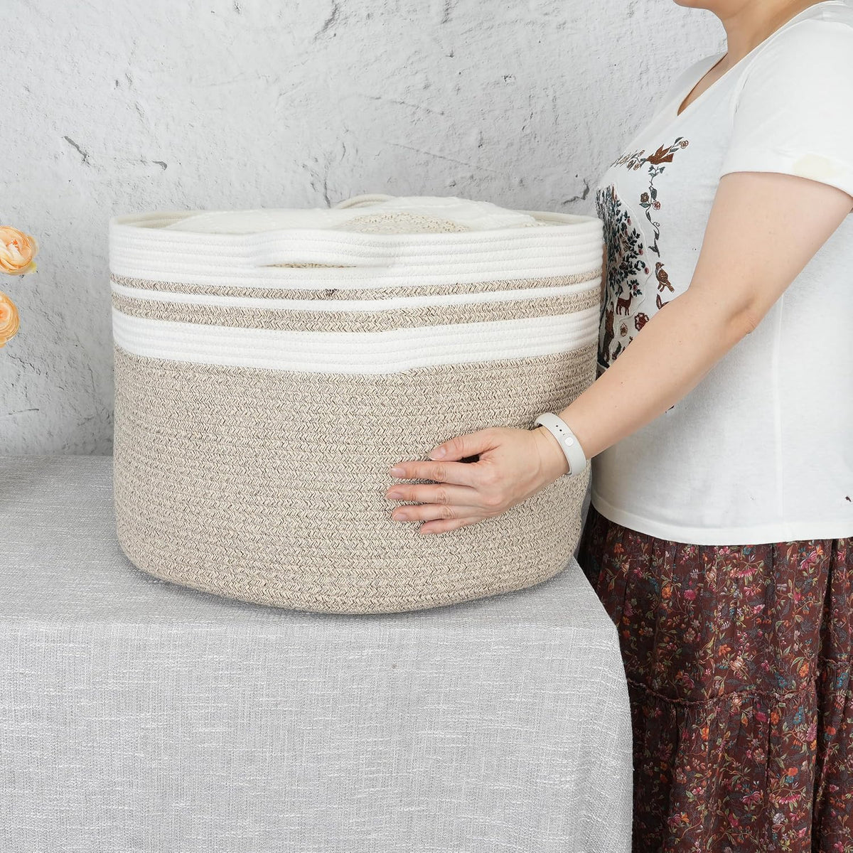 XUANGUO Extra Large Cotton Rope Round Storage Basket 22" x 14"